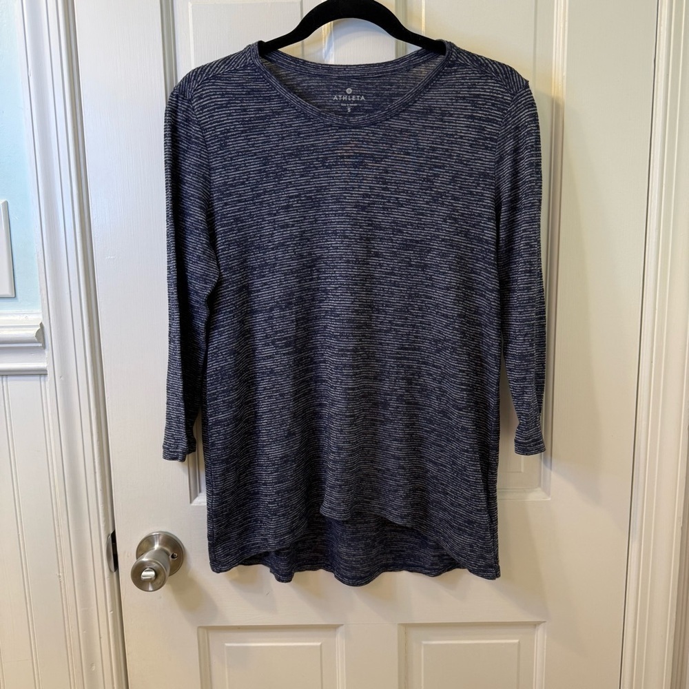 Athleta Gray Relaxed 3/4 Sleeve Tee